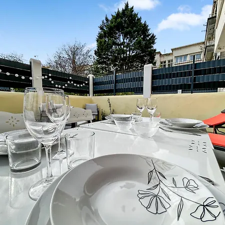 Escale Marine A Deux Pas Du Sable, Terrasse Privee Apartment